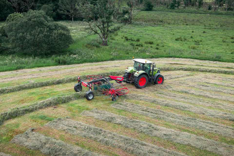Kverneland - Kverneland Introduces the New Tactus 2072 & 2078 Double Rotary Rakes