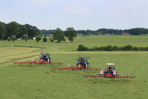 Tedders, Trailed - VICON FANEX 1404C, easy to use in operations and also works with low power tractors