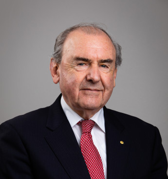 Dr David Kemp