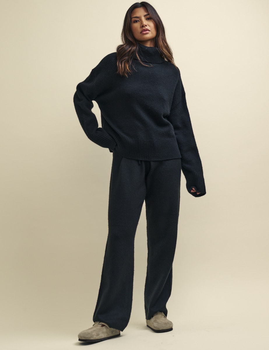 Black Knitted Wide Leg Trousers