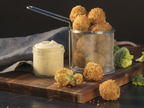 Hot &amp;amp; Cheesy Poppers