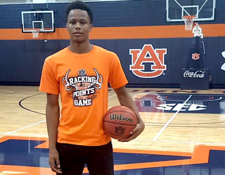 AuburnSports - Hoops underclassmen visit Auburn, leave ...