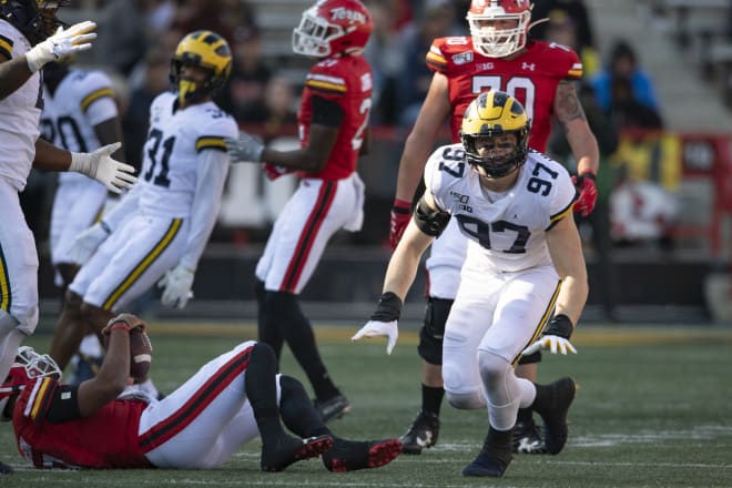 Michigan Wolverines football DE Aidan Hutchinson