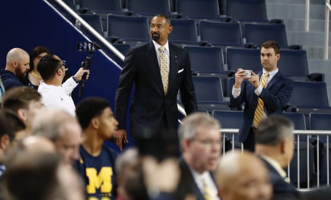 Michigan Wolverines basketball coach Juwan Howard