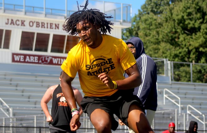 Connecticut defensive end Kechaun Bennett is committed to Michigan Wolverines football recruiting, Jim Harbaugh.