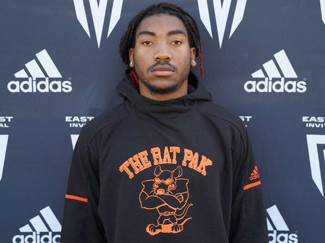 Florida athlete Kamonte Grimes holds a Michigan Wolverines football recruiting offer. 