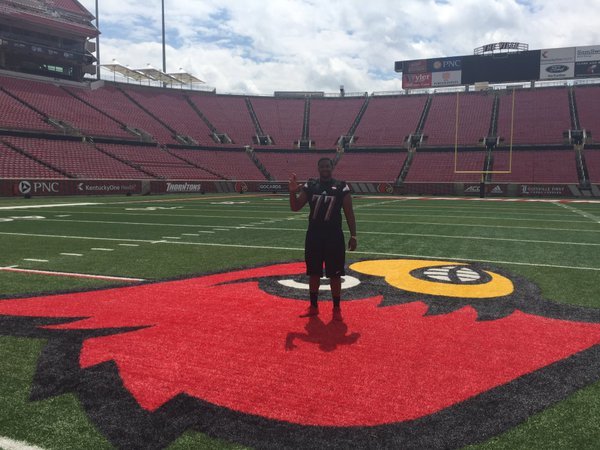 Linwood Foy during his Louisville official visit