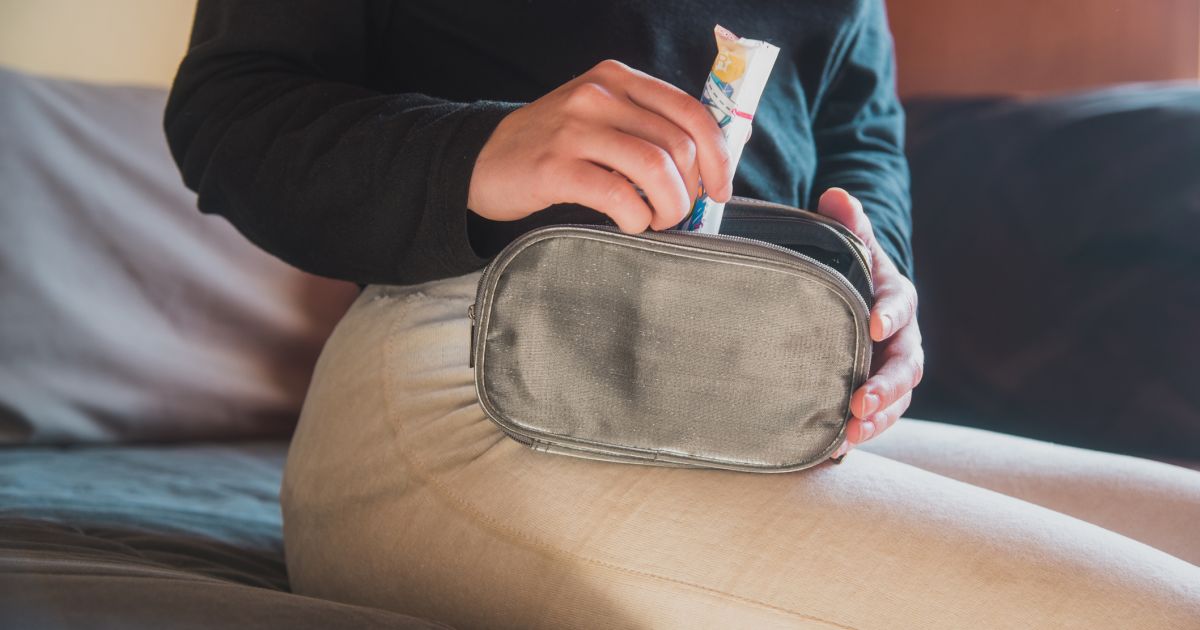 Can Leaving in Your Tampon Too Long Cause Toxic Shock? Sharecare