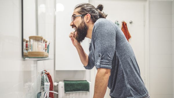7 Bad Habits That Wreck Your Teeth | oral-health - Sharecare