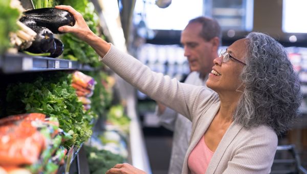 grocery shopping vegetables