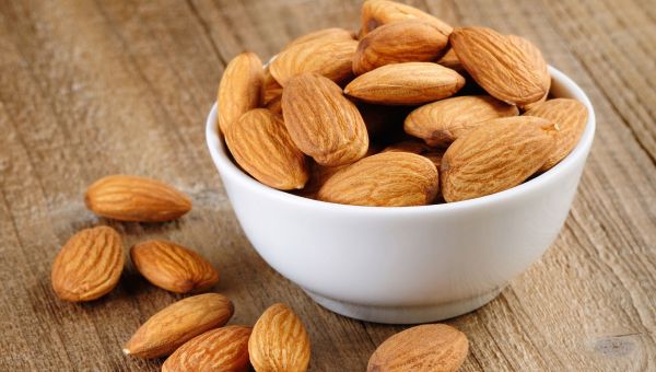 almonds in a bowl