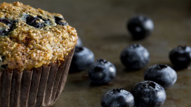 Low-Fat Blueberry Bran Muffin Recipe