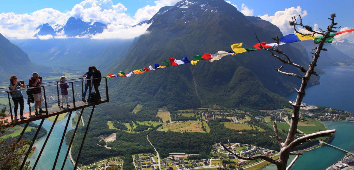 Αποτέλεσμα εικόνας για Norway to restrict tourists from visiting outdoor tourist locales