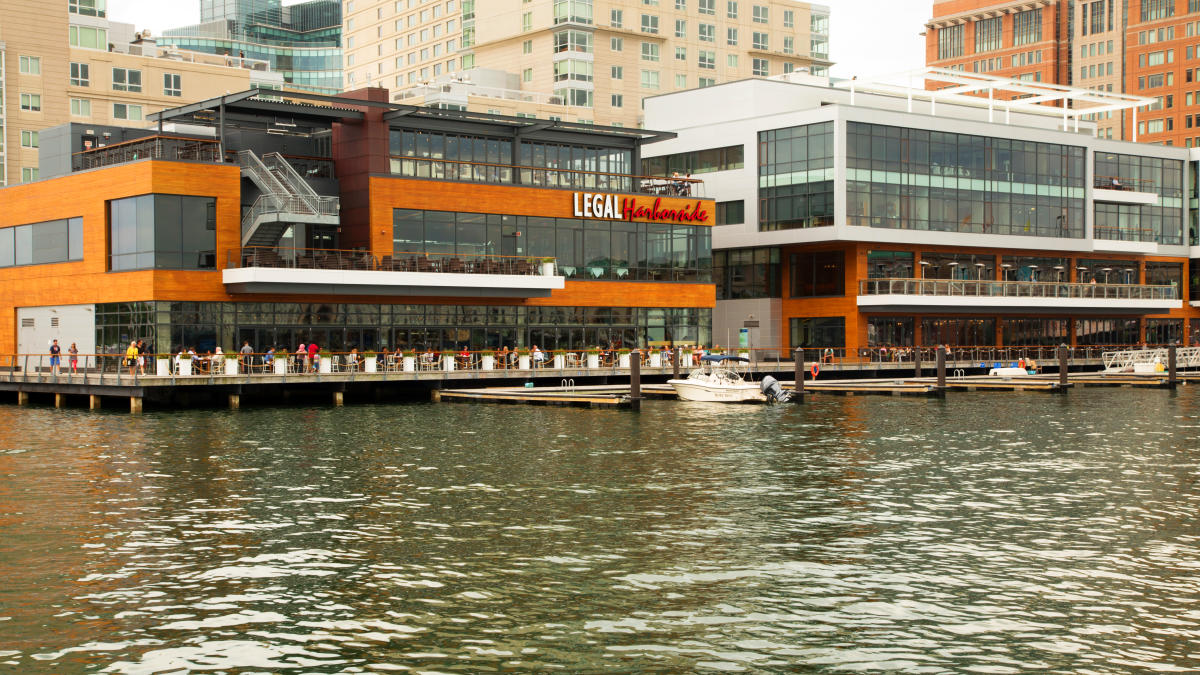 Boston Seaport Restaurants ~ emusingdesigns