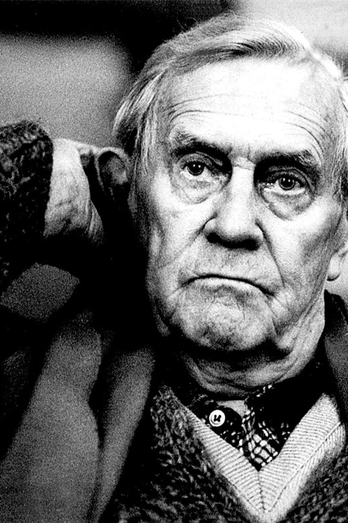 Four Approaches to Patrick White: An Essay