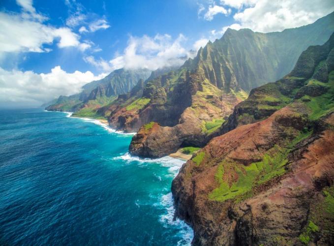 Vowel change in a creole community: Morphosyntactically conditioned phonetic variation in Hawaiʻi Creole