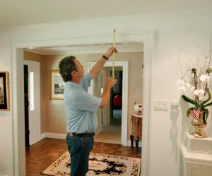 How to pick moldings for an 8’ room.