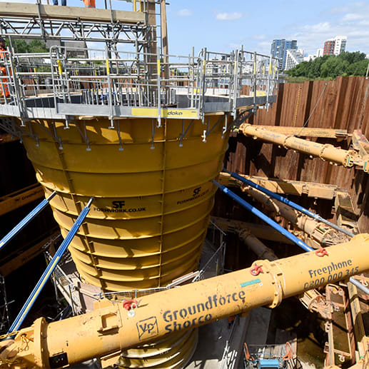Groundforce Shorco lends support to Glasgow bridge project 