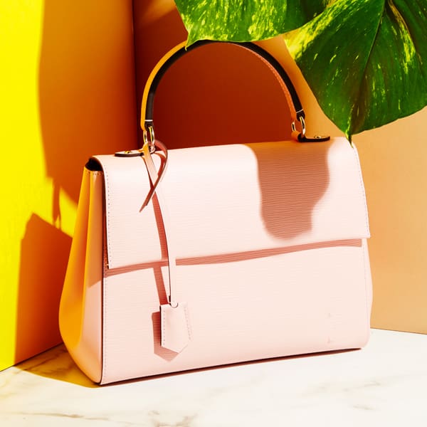 Handbags & Purses