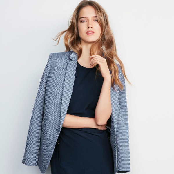 Women's Fashion