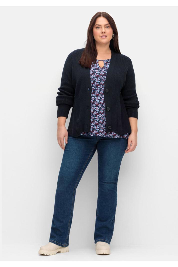 Tolle Bootcut Jeans große Größen für Frauen bei Wundercurves finden!