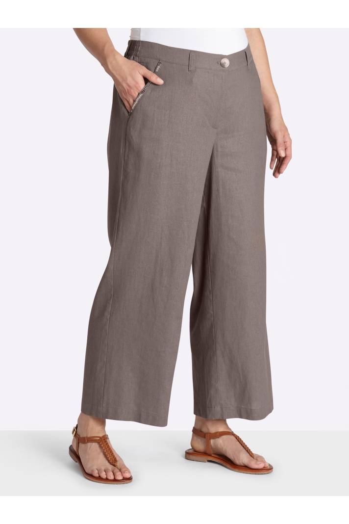 Leinen Kleidung für mollige Damen: Leinenmode große Größen