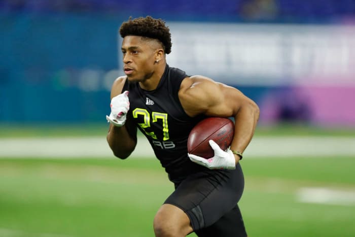 Pittsburgh Steelers: Jonathan Taylor, RB, Wisconsin