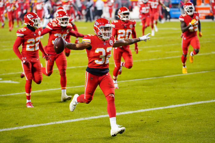NFL Week 13 grades from around the league - NewsOpener Honey Badger's career rehab has transformed Chiefs