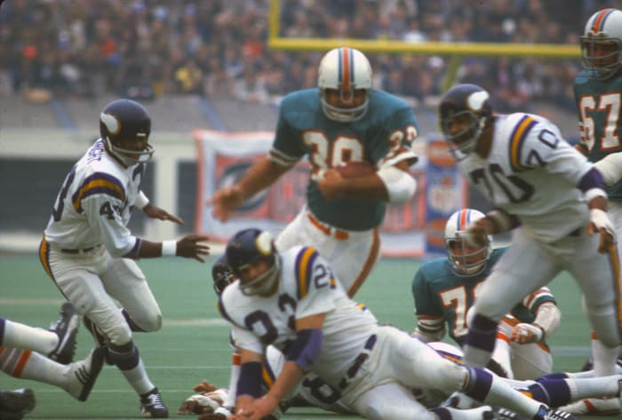 Ranking the 20 most one-sided Super Bowls - NewsOpener Super Bowl VIII: Miami 24, Minnesota 7
