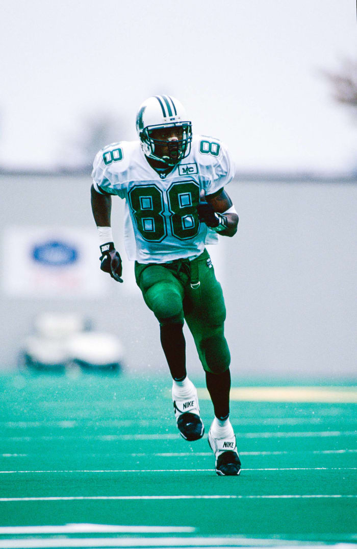 Randy Moss: Career retrospective - NewsOpener Randy lands at Marshall