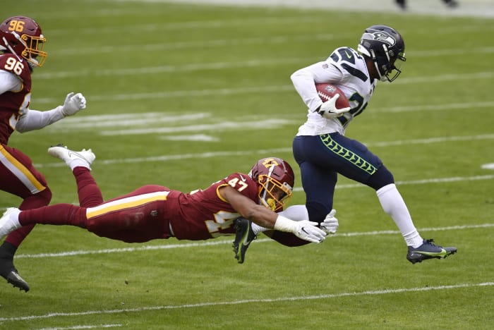 NFL Week 15 grades from around the league - NewsOpener Waiver claim benefiting Seahawks defense